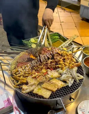 四川彝族火盆烧烤